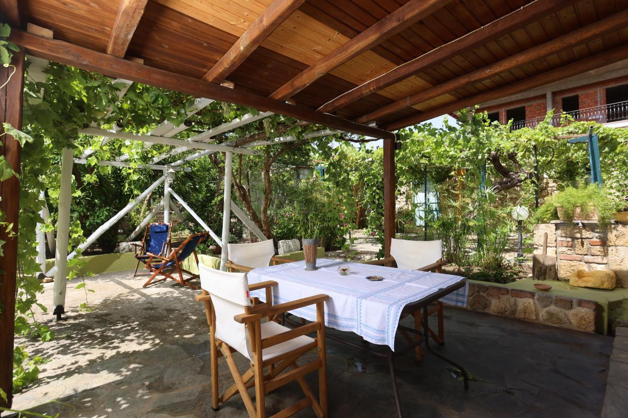 Madlen Apartments Νέα Σκιώνη Εξωτερικό φωτογραφία